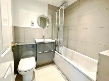 1 bedroom Flat for sale in Bishopfields Drive, York, YO26