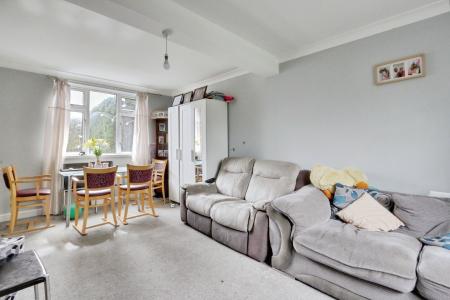3 bedroom End of terrace house for sale in Bramham Grove, Acomb, York, YO26