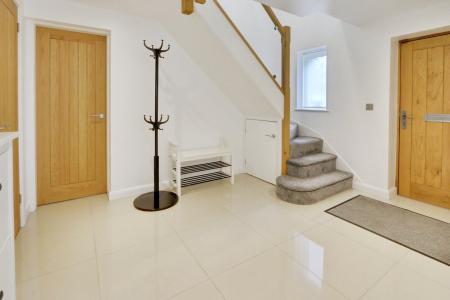 3 bedroom Detached house to let in Back Lane, Long Marston, York, YO26