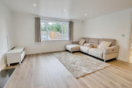 3 bedroom Detached house to let in Back Lane, Long Marston, York, YO26