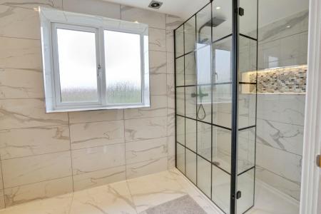 3 bedroom Detached house to let in Back Lane, Long Marston, York, YO26