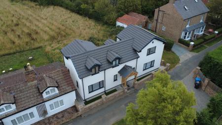 3 bedroom Detached house to let in Back Lane, Long Marston, York, YO26