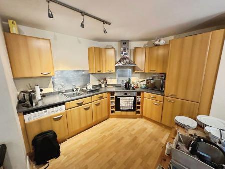 2 bedroom Flat to let in Escrick House, Fulford Place, Hospital Fields Road, York, YO10