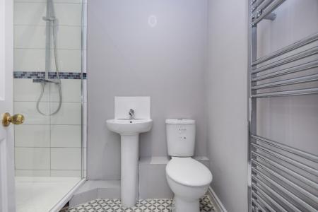 1 bedroom House share to let in Southolme Drive, York, YO30