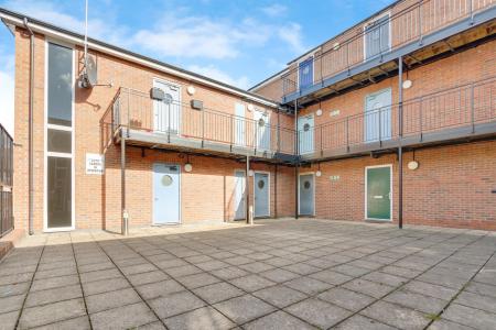 1 bedroom Flat to let in Leyburn House, Del Pyke, York, YO31