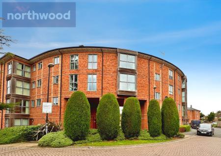 2 bedroom Flat to let in Ramsey House, York, YO31