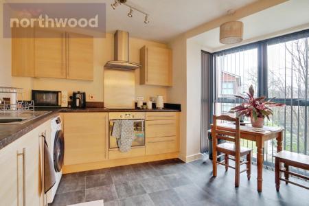 2 bedroom Flat to let in Ramsey House, York, YO31