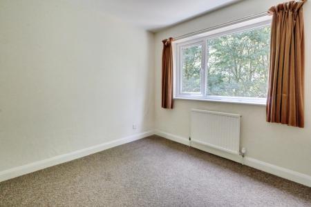 2 bedroom Semi-detached house to let in Melrose Close, York, YO31