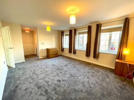 4 bedroom Detached house to let in Principal Rise, Dringhouses, York, YO24