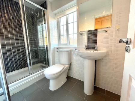 4 bedroom Detached house to let in Principal Rise, Dringhouses, York, YO24