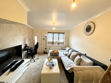 2 bedroom Semi-detached house to let in Severn Green, Nether Poppleton, YO26