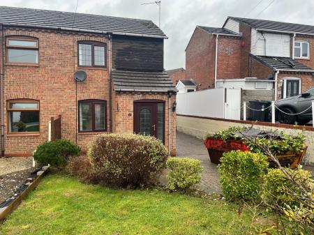 2 bedroom Semi-detached house to let in Harrow Road, Midway, Swadlincote, DE11