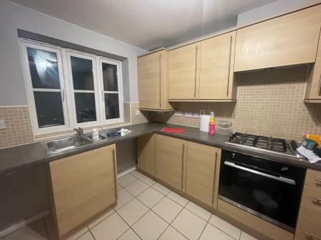 3 bedroom Semi-detached house to let in Amblerise Close, Amington, Tamworth, B77