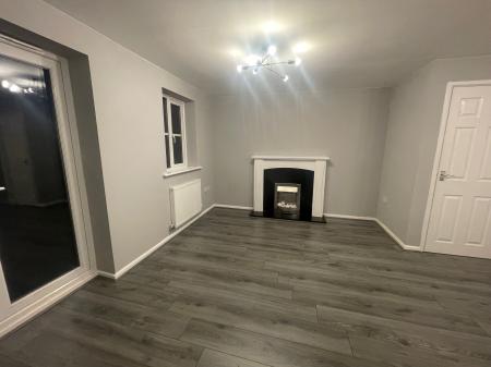 3 bedroom Semi-detached house to let in Amblerise Close, Amington, Tamworth, B77