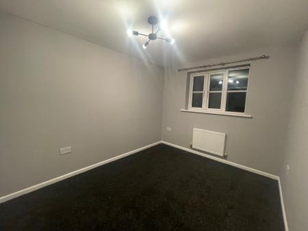 3 bedroom Semi-detached house to let in Amblerise Close, Amington, Tamworth, B77