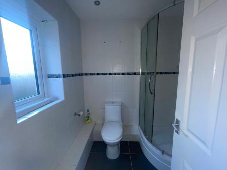 1 bedroom Maisonette to let in Chaucer Close, Leyfields, Tamworth, B79