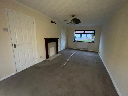 2 bedroom Terraced House to let in Laburnum Avenue, Gillway, Tamworth, B79