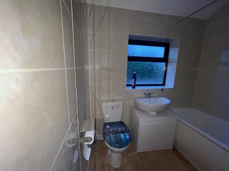 2 bedroom Terraced House to let in Laburnum Avenue, Gillway, Tamworth, B79