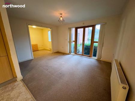 2 bedroom Apartment for sale in Bentley Place, Wrexham, LL13