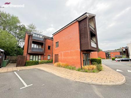 2 bedroom Apartment for sale in Bentley Place, Wrexham, LL13