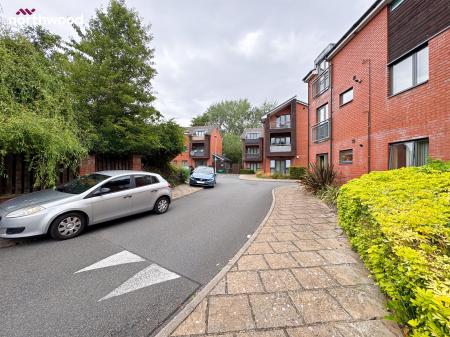 2 bedroom Apartment for sale in Bentley Place, Wrexham, LL13