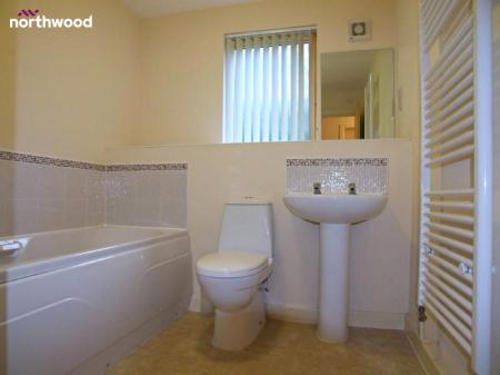 2 bedroom Apartment for sale in Bentley Place, Wrexham, LL13