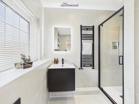 3 bedroom Detached house for sale in Ffordd Hendre, Wrexham, Wrexham, LL13