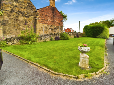 4 bedroom Detached house for sale in Francis Road, Moss, Wrexham, LL11