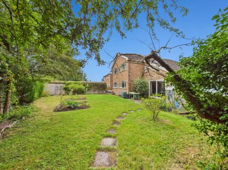 5 bedroom Detached house for sale in Green Park, Wrexham, LL13