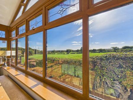 2 bedroom Terraced House for sale in Haulfre Terrace, Coedpoeth, LL11