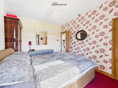 2 bedroom Terraced House for sale in Haulfre Terrace, Coedpoeth, LL11