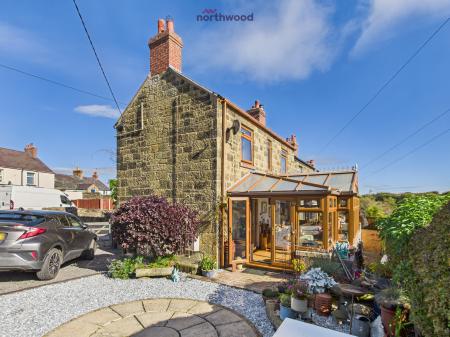 Haulfre Terrace, Coedpoeth, LL11