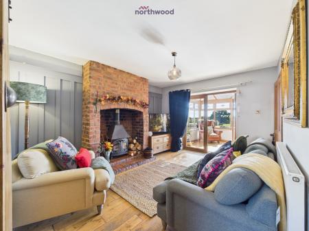 2 bedroom Terraced House for sale in Haulfre Terrace, Coedpoeth, LL11