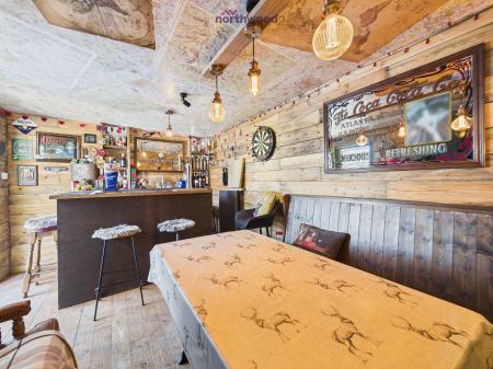 2 bedroom Terraced House for sale in Haulfre Terrace, Coedpoeth, LL11