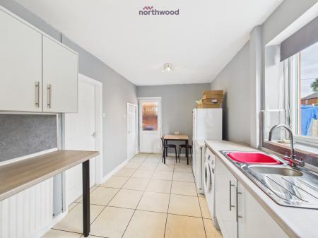 2 bedroom Semi-detached house for sale in Heol Craigfab, Cefn Mawr, LL14