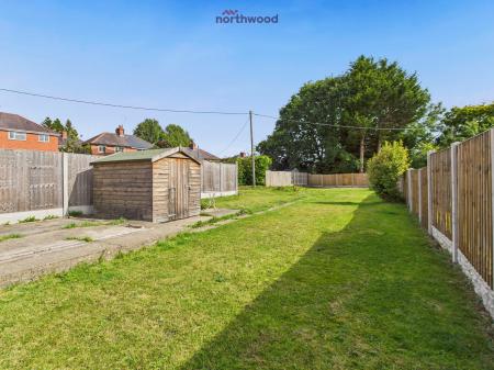 2 bedroom Semi-detached house for sale in Heol Craigfab, Cefn Mawr, LL14