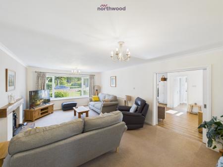 4 bedroom Detached bungalow for sale in Heol Dinas, Wrexham, LL12