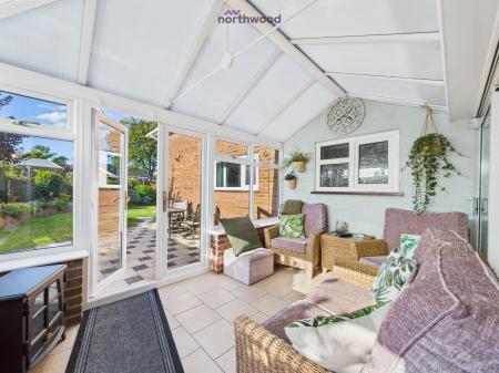 4 bedroom Detached bungalow for sale in Heol Dinas, Wrexham, LL12