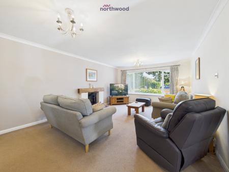 4 bedroom Detached bungalow for sale in Heol Dinas, Wrexham, LL12