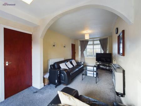 4 bedroom Detached house for sale in Holt Road, Wrexham, LL13