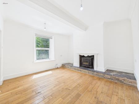 4 bedroom Detached house for sale in Newbridge Road, Wrexham, LL14