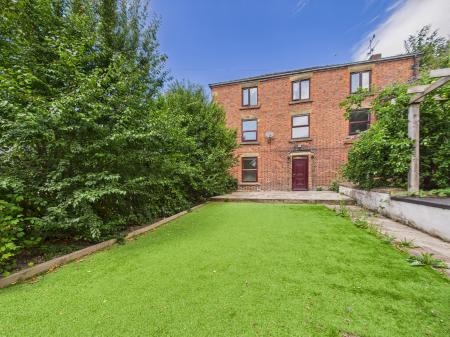 4 bedroom Detached house for sale in Newbridge Road, Wrexham, LL14