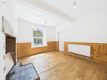 4 bedroom Detached house for sale in Newbridge Road, Wrexham, LL14