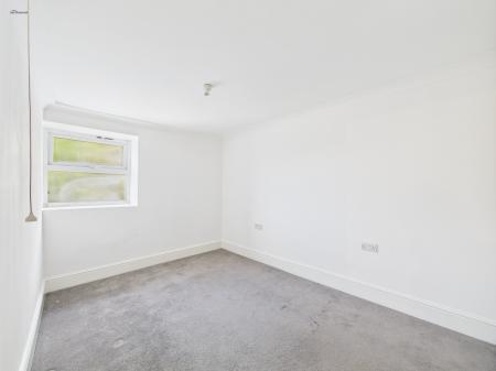 4 bedroom Detached house for sale in Newbridge Road, Wrexham, LL14