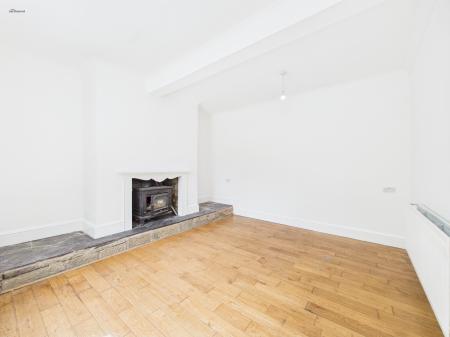 4 bedroom Detached house for sale in Newbridge Road, Wrexham, LL14