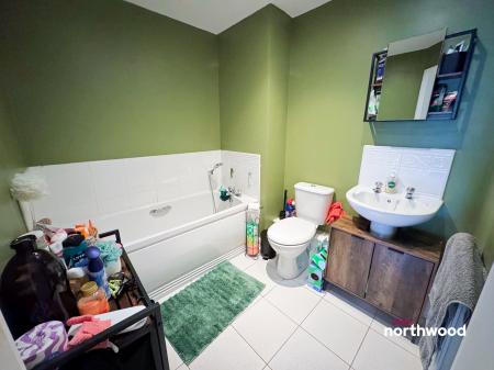 2 bedroom Flat for sale in Pant Glas, Johnstown, LL14