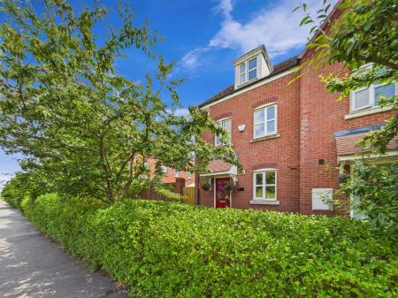 Phoenix Drive, Wrexham, Wrexham, LL11