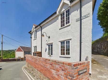 3 bedroom Detached house for sale in Queen Street, Cefn Mawr, LL14