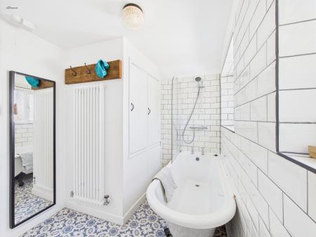 3 bedroom Detached house for sale in Queen Street, Cefn Mawr, LL14