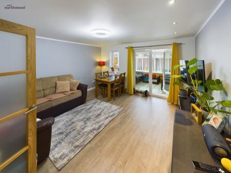 2 bedroom Semi-detached house for sale in Summerfields, Rhostyllen, LL14